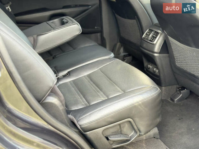 Серый Киа Соренто, объемом двигателя 2.2 л и пробегом 149 тыс. км за 21000 $, фото 70 на Automoto.ua