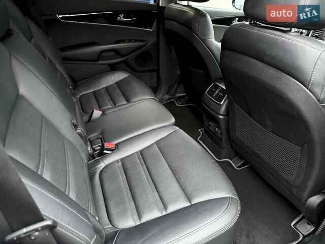Серый Киа Соренто, объемом двигателя 2.2 л и пробегом 193 тыс. км за 21300 $, фото 57 на Automoto.ua