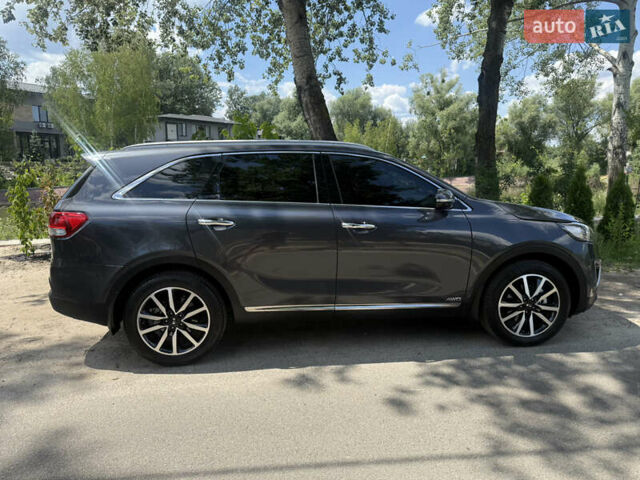 Серый Киа Соренто, объемом двигателя 2.2 л и пробегом 150 тыс. км за 21800 $, фото 7 на Automoto.ua