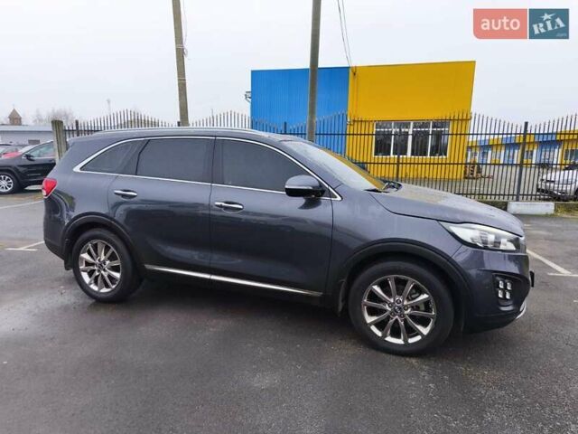 Серый Киа Соренто, объемом двигателя 2.2 л и пробегом 237 тыс. км за 21700 $, фото 3 на Automoto.ua