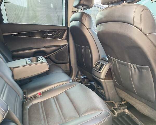 Сірий Кіа Соренто, об'ємом двигуна 2.2 л та пробігом 201 тис. км за 20500 $, фото 43 на Automoto.ua