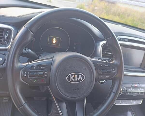 Серый Киа Соренто, объемом двигателя 3.3 л и пробегом 210 тыс. км за 17000 $, фото 27 на Automoto.ua