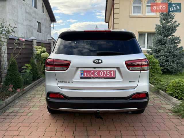 Серый Киа Соренто, объемом двигателя 2.2 л и пробегом 372 тыс. км за 20300 $, фото 9 на Automoto.ua