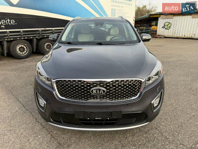 Серый Киа Соренто, объемом двигателя 2.2 л и пробегом 172 тыс. км за 22999 $, фото 3 на Automoto.ua