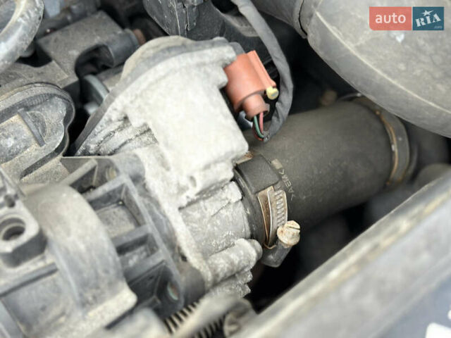 Серый Киа Соренто, объемом двигателя 2.2 л и пробегом 149 тыс. км за 21000 $, фото 99 на Automoto.ua