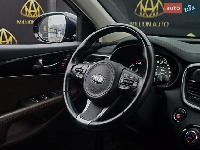 Серый Киа Соренто, объемом двигателя 2.2 л и пробегом 135 тыс. км за 21700 $, фото 16 на Automoto.ua