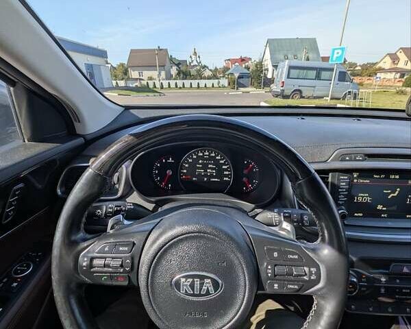 Сірий Кіа Соренто, об'ємом двигуна 2.2 л та пробігом 110 тис. км за 27500 $, фото 5 на Automoto.ua