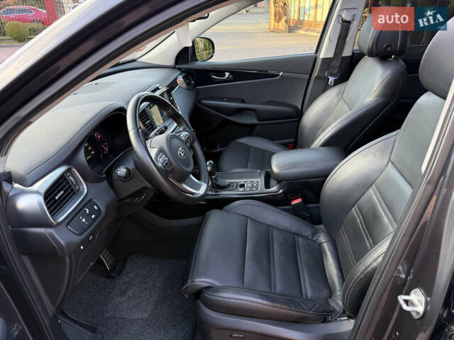 Сірий Кіа Соренто, об'ємом двигуна 2.2 л та пробігом 223 тис. км за 20750 $, фото 44 на Automoto.ua