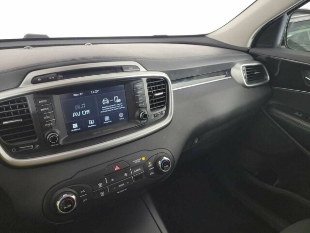 Сірий Кіа Соренто, об'ємом двигуна 0 л та пробігом 142 тис. км за 10400 $, фото 13 на Automoto.ua