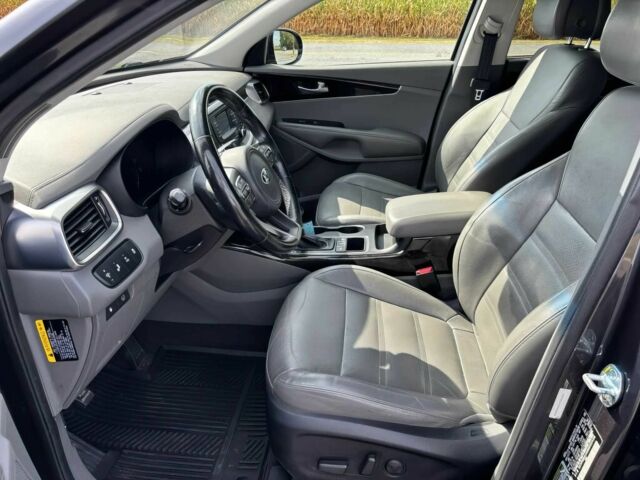 Серый Киа Соренто, объемом двигателя 2 л и пробегом 78 тыс. км за 7100 $, фото 9 на Automoto.ua