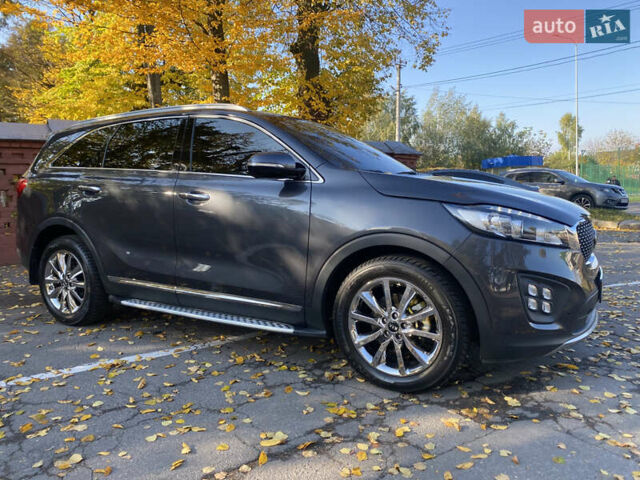 Серый Киа Соренто, объемом двигателя 2.2 л и пробегом 180 тыс. км за 25000 $, фото 2 на Automoto.ua