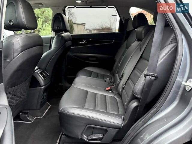 Серый Киа Соренто, объемом двигателя 2.2 л и пробегом 193 тыс. км за 21300 $, фото 52 на Automoto.ua