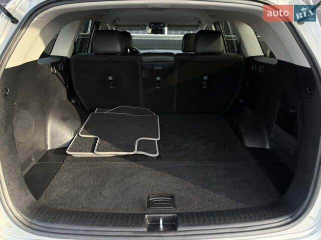 Сірий Кіа Соренто, об'ємом двигуна 0 л та пробігом 205 тис. км за 13400 $, фото 47 на Automoto.ua