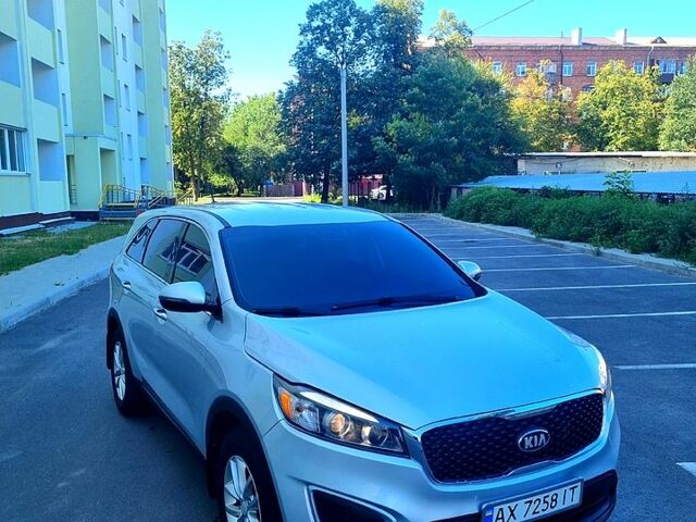 Серый Киа Соренто, объемом двигателя 2.4 л и пробегом 171 тыс. км за 14500 $, фото 2 на Automoto.ua