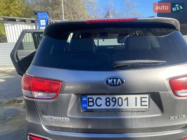 Киа Соренто 2017 в Бориславе на Automoto.ua Серый Киа Соренто, объемом двигателя 3.34 л и пробегом 168 тыс. км за 17000 $, фото 4 на Automoto.ua