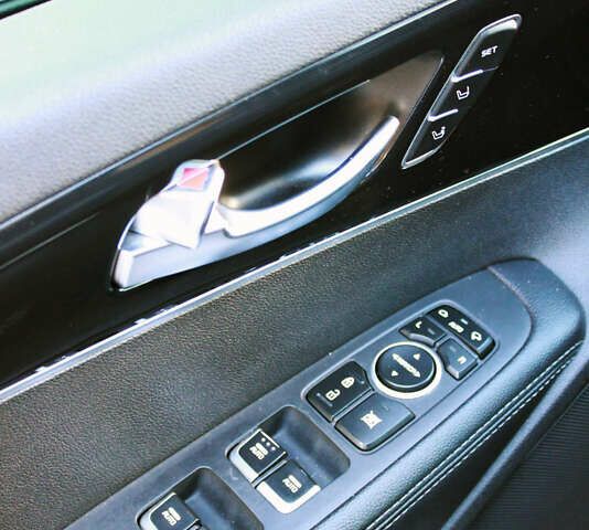 Серый Киа Соренто, объемом двигателя 2.2 л и пробегом 187 тыс. км за 22000 $, фото 24 на Automoto.ua