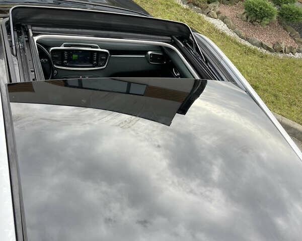 Серый Киа Соренто, объемом двигателя 2.2 л и пробегом 253 тыс. км за 18999 $, фото 74 на Automoto.ua