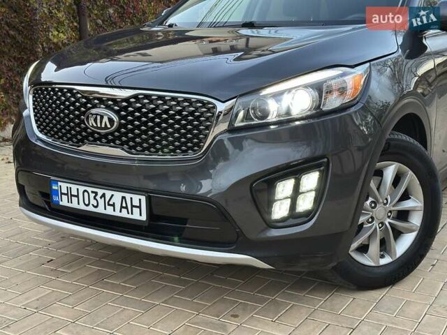 Серый Киа Соренто, объемом двигателя 2.36 л и пробегом 108 тыс. км за 14700 $, фото 3 на Automoto.ua