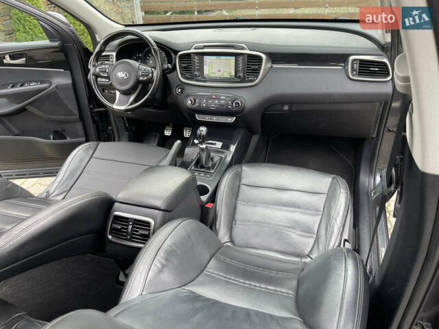 Серый Киа Соренто, объемом двигателя 2.2 л и пробегом 253 тыс. км за 18999 $, фото 164 на Automoto.ua