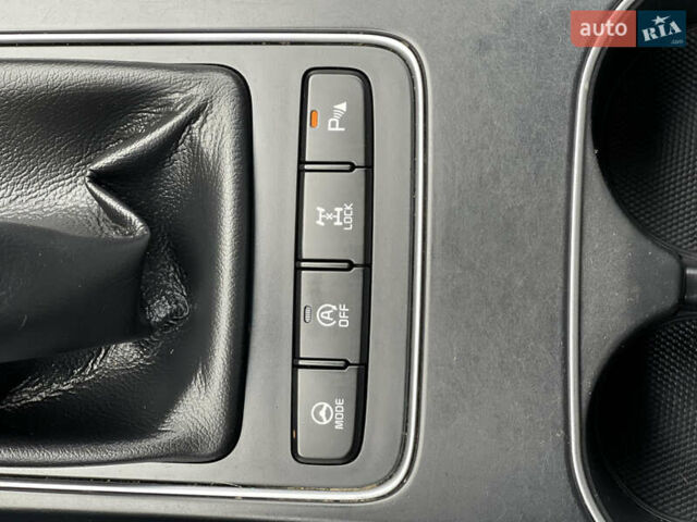 Сірий Кіа Соренто, об'ємом двигуна 2.2 л та пробігом 253 тис. км за 18999 $, фото 132 на Automoto.ua