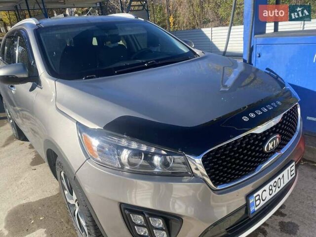 Киа Соренто 2017 в Бориславе на Automoto.ua Серый Киа Соренто, объемом двигателя 3.34 л и пробегом 168 тыс. км за 17000 $, фото 2 на Automoto.ua