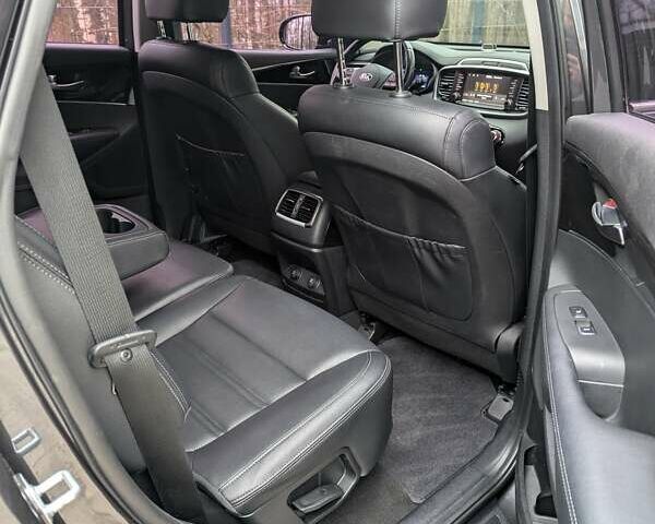 Серый Киа Соренто, объемом двигателя 2.2 л и пробегом 193 тыс. км за 21900 $, фото 57 на Automoto.ua