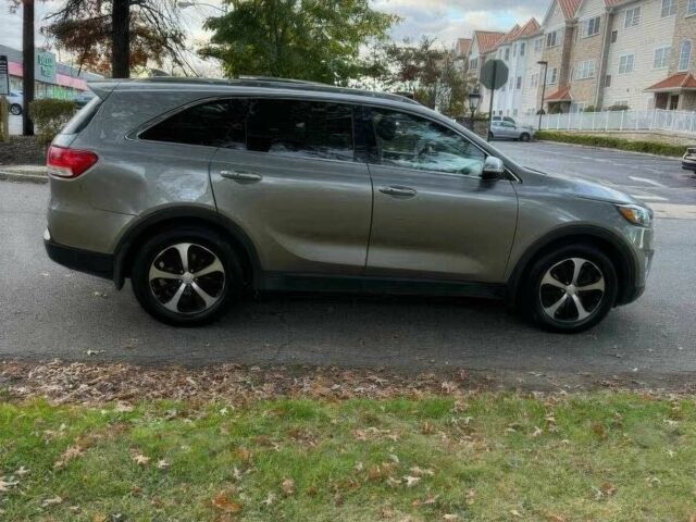 Серый Киа Соренто, объемом двигателя 3.3 л и пробегом 65 тыс. км за 9900 $, фото 3 на Automoto.ua