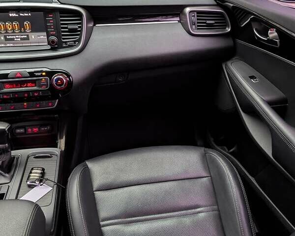 Серый Киа Соренто, объемом двигателя 2.2 л и пробегом 193 тыс. км за 21900 $, фото 70 на Automoto.ua