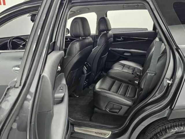 Серый Киа Соренто, объемом двигателя 2 л и пробегом 78 тыс. км за 17100 $, фото 10 на Automoto.ua