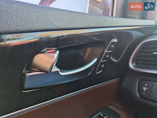 Сірий Кіа Соренто, об'ємом двигуна 2 л та пробігом 224 тис. км за 20500 $, фото 56 на Automoto.ua