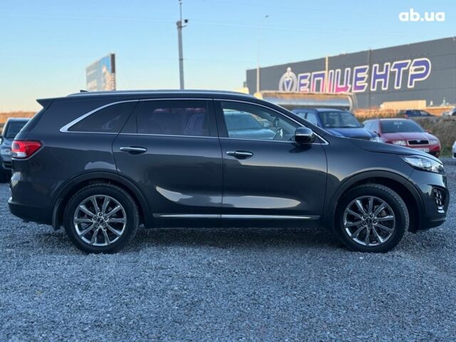 Серый Киа Соренто, объемом двигателя 2.2 л и пробегом 257 тыс. км за 23990 $, фото 9 на Automoto.ua