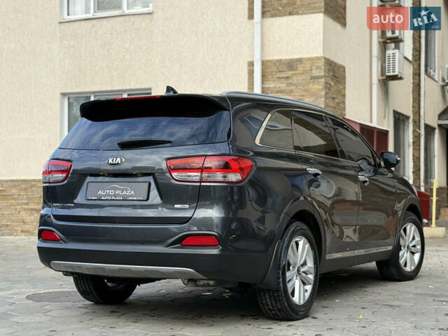 Киа Соренто 2017 в Одессе на Automoto.ua Серый Киа Соренто, объемом двигателя 2 л и пробегом 140 тыс. км за 22500 $, фото 23 на Automoto.ua