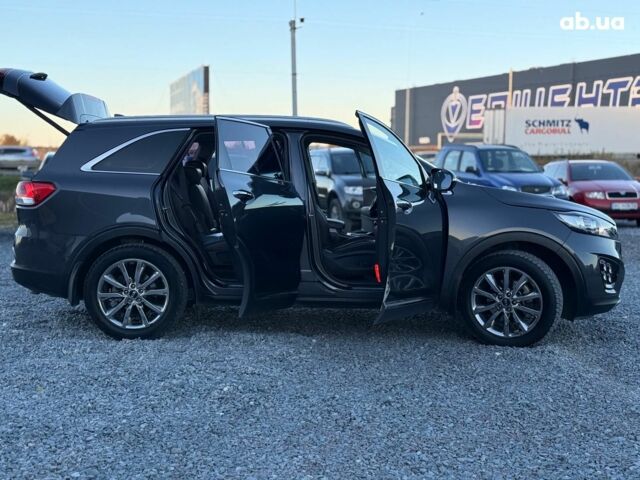 Серый Киа Соренто, объемом двигателя 2.2 л и пробегом 257 тыс. км за 23990 $, фото 39 на Automoto.ua