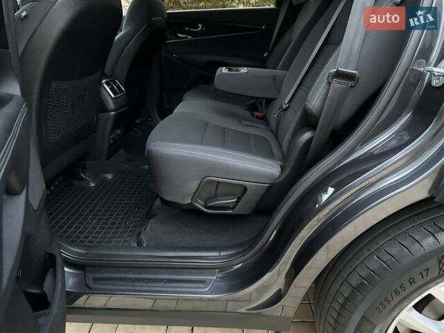 Серый Киа Соренто, объемом двигателя 2.36 л и пробегом 108 тыс. км за 14700 $, фото 54 на Automoto.ua