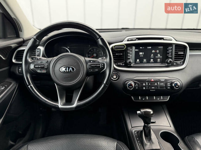 Сірий Кіа Соренто, об'ємом двигуна 0 л та пробігом 205 тис. км за 13400 $, фото 34 на Automoto.ua