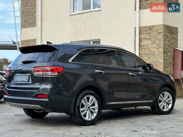 Киа Соренто 2017 в Одессе на Automoto.ua Серый Киа Соренто, объемом двигателя 2 л и пробегом 140 тыс. км за 22500 $, фото 25 на Automoto.ua
