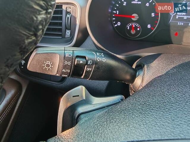 Сірий Кіа Соренто, об'ємом двигуна 2 л та пробігом 224 тис. км за 20500 $, фото 57 на Automoto.ua