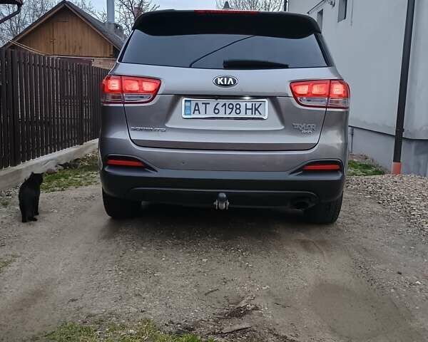 Серый Киа Соренто, объемом двигателя 2.4 л и пробегом 170 тыс. км за 14950 $, фото 2 на Automoto.ua