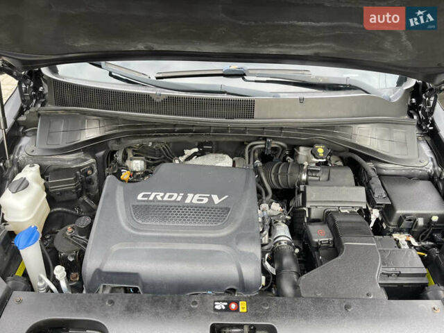 Серый Киа Соренто, объемом двигателя 2.2 л и пробегом 253 тыс. км за 18999 $, фото 82 на Automoto.ua