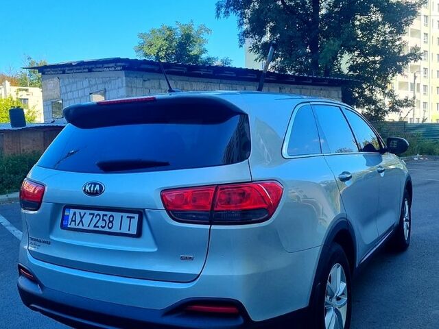 Серый Киа Соренто, объемом двигателя 2.4 л и пробегом 171 тыс. км за 14500 $, фото 7 на Automoto.ua