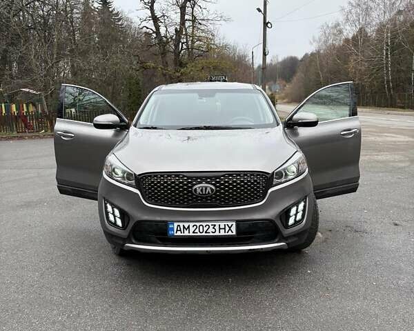 Сірий Кіа Соренто, об'ємом двигуна 2.36 л та пробігом 181 тис. км за 14800 $, фото 10 на Automoto.ua