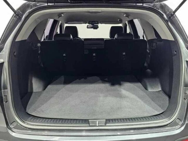 Серый Киа Соренто, объемом двигателя 2 л и пробегом 130 тыс. км за 17200 $, фото 12 на Automoto.ua