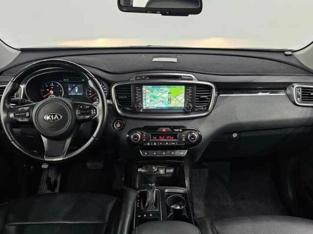 Серый Киа Соренто, объемом двигателя 2 л и пробегом 130 тыс. км за 17200 $, фото 6 на Automoto.ua