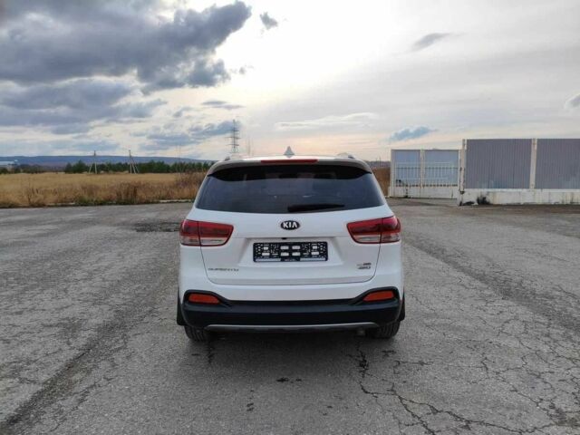 Серый Киа Соренто, объемом двигателя 2 л и пробегом 123 тыс. км за 19000 $, фото 6 на Automoto.ua