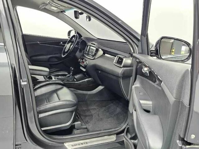 Серый Киа Соренто, объемом двигателя 2 л и пробегом 78 тыс. км за 17100 $, фото 8 на Automoto.ua