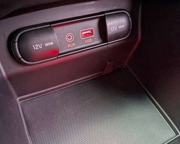 Серый Киа Соренто, объемом двигателя 2.2 л и пробегом 193 тыс. км за 21900 $, фото 46 на Automoto.ua