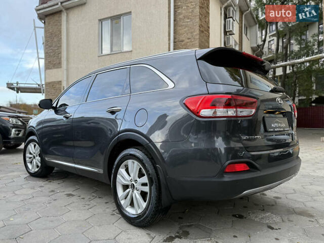 Киа Соренто 2017 в Одессе на Automoto.ua Серый Киа Соренто, объемом двигателя 2 л и пробегом 140 тыс. км за 22500 $, фото 30 на Automoto.ua