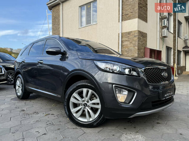 Киа Соренто 2017 в Одессе на Automoto.ua Серый Киа Соренто, объемом двигателя 2 л и пробегом 140 тыс. км за 22500 $, фото 13 на Automoto.ua