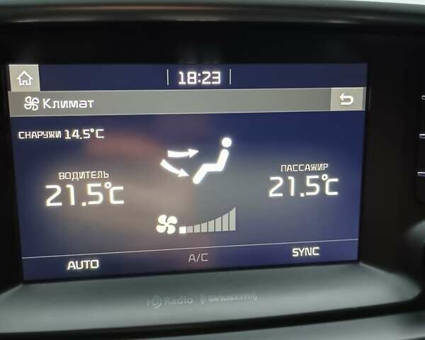 Серый Киа Соренто, объемом двигателя 2.4 л и пробегом 170 тыс. км за 14950 $, фото 13 на Automoto.ua