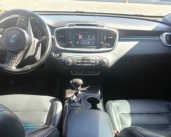 Сірий Кіа Соренто, об'ємом двигуна 3.3 л та пробігом 150 тис. км за 17500 $, фото 7 на Automoto.ua
